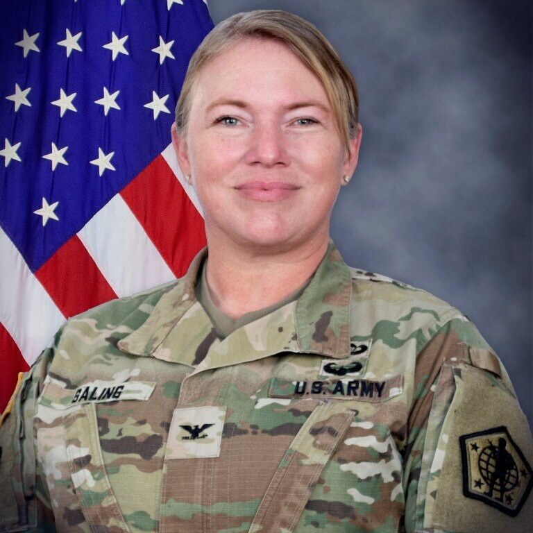 2022-11-15-COL-Saling
